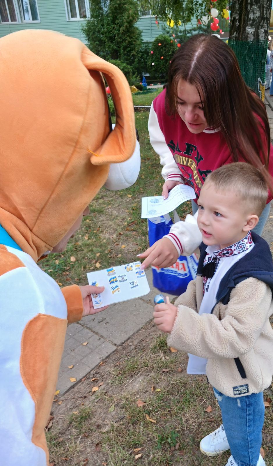 Фото без опису