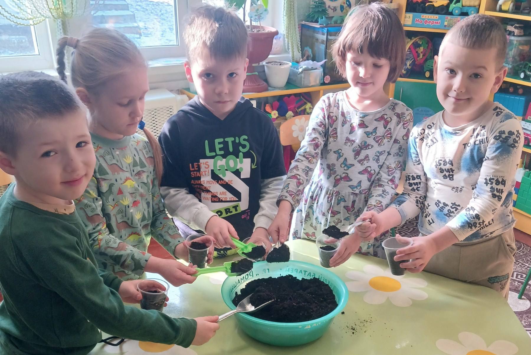 Фото без опису