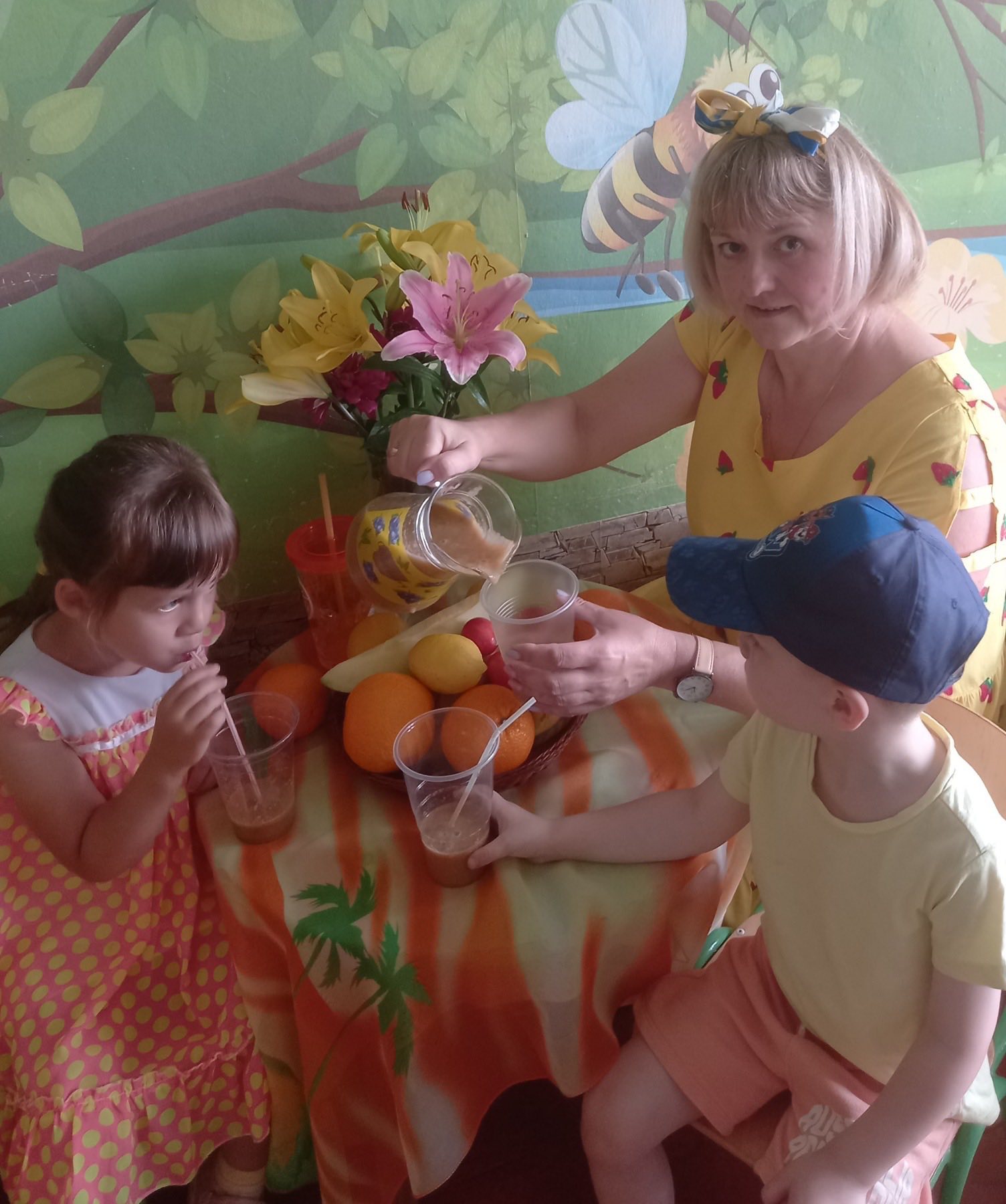 Фото без опису