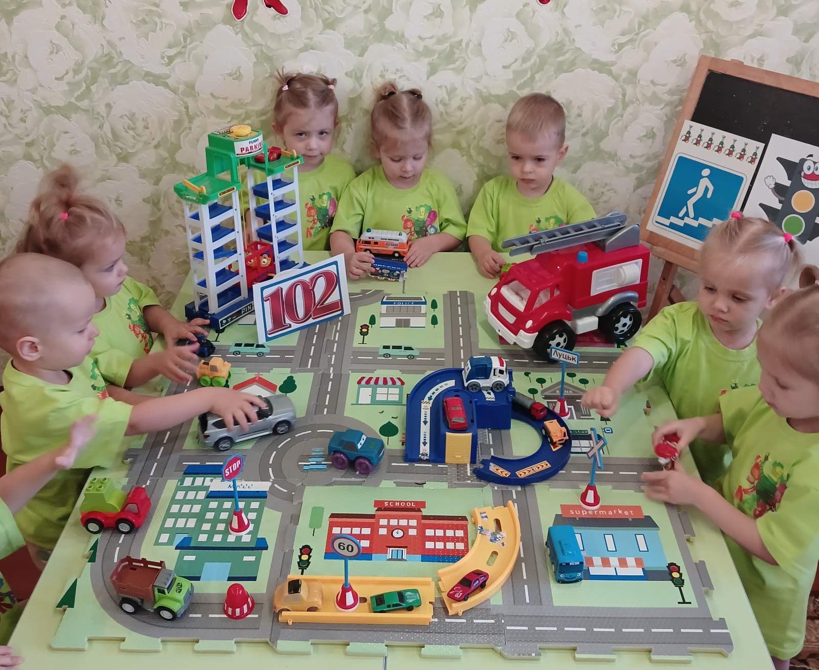 Фото без опису