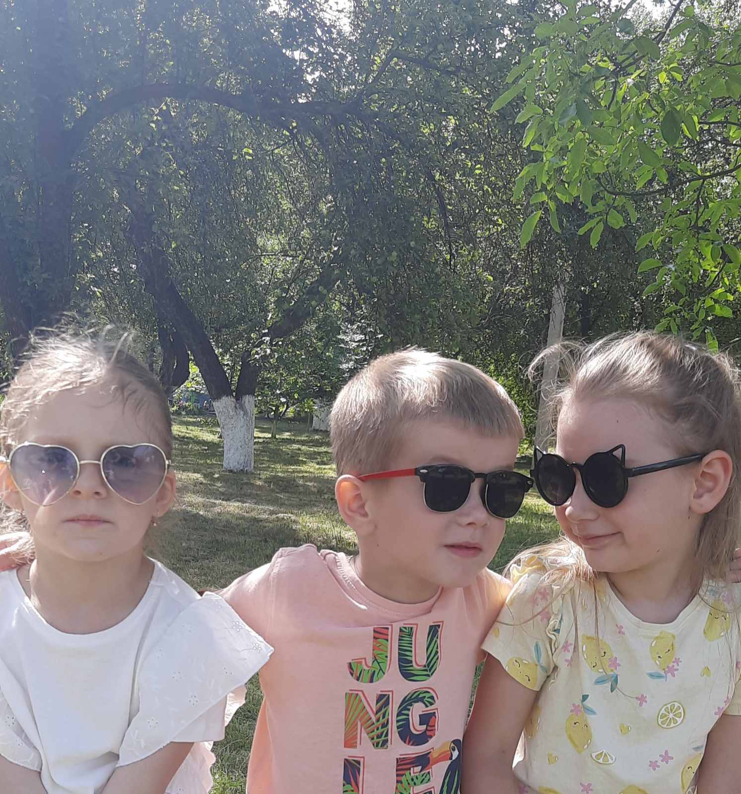 Фото без опису