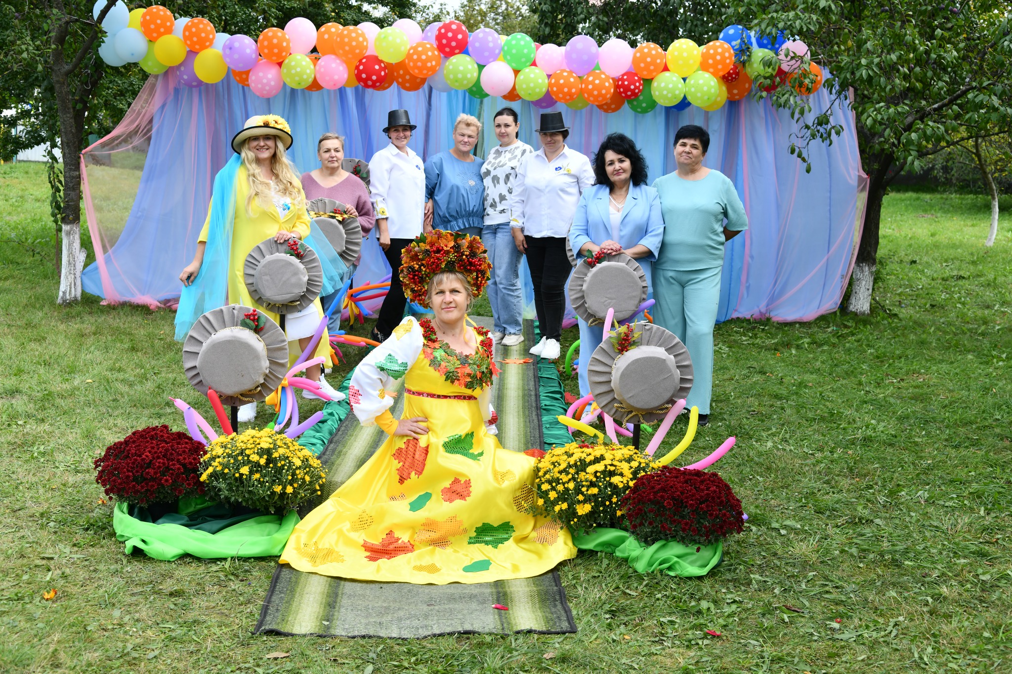 Фото без опису