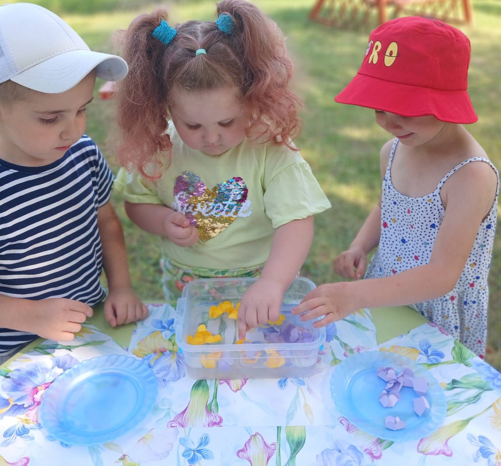 Фото без опису