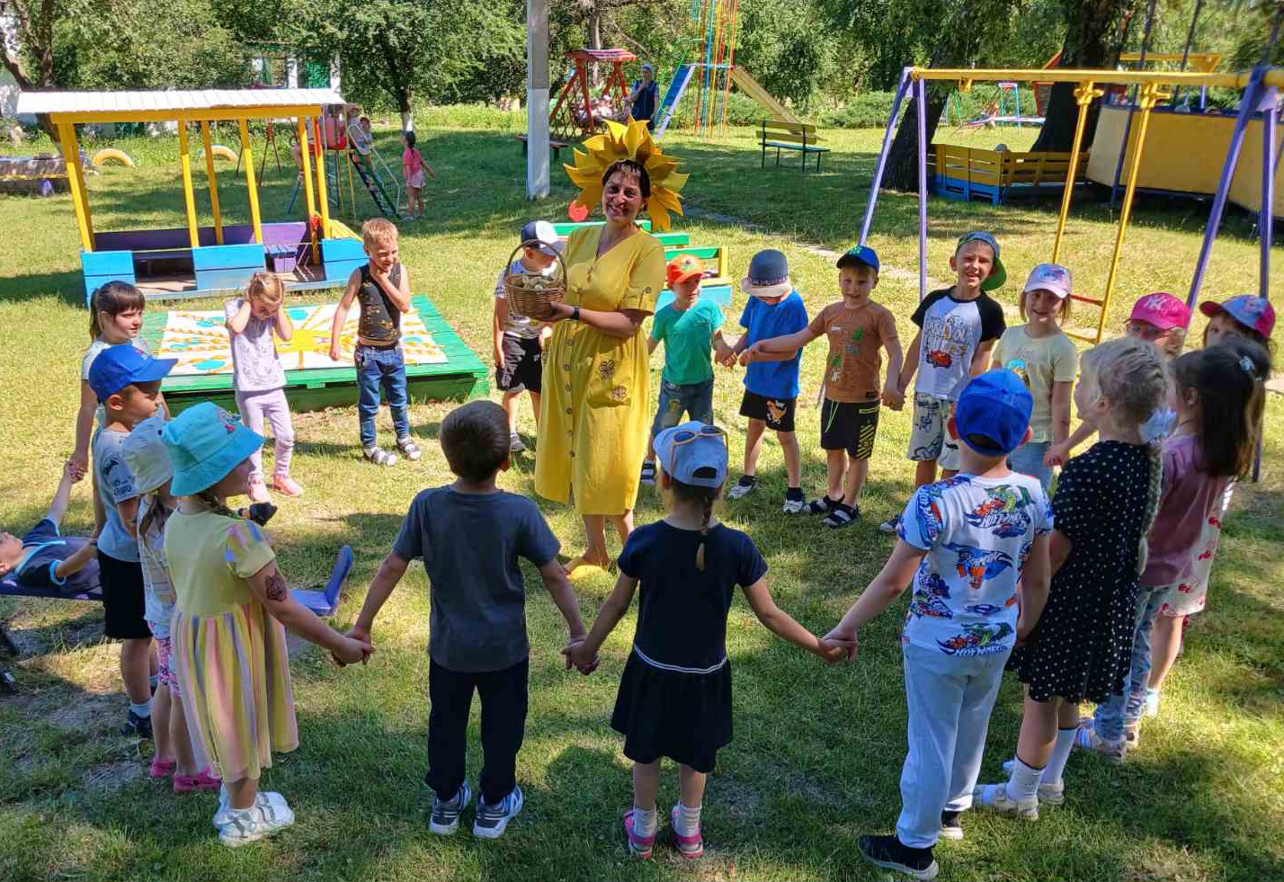 Фото без опису