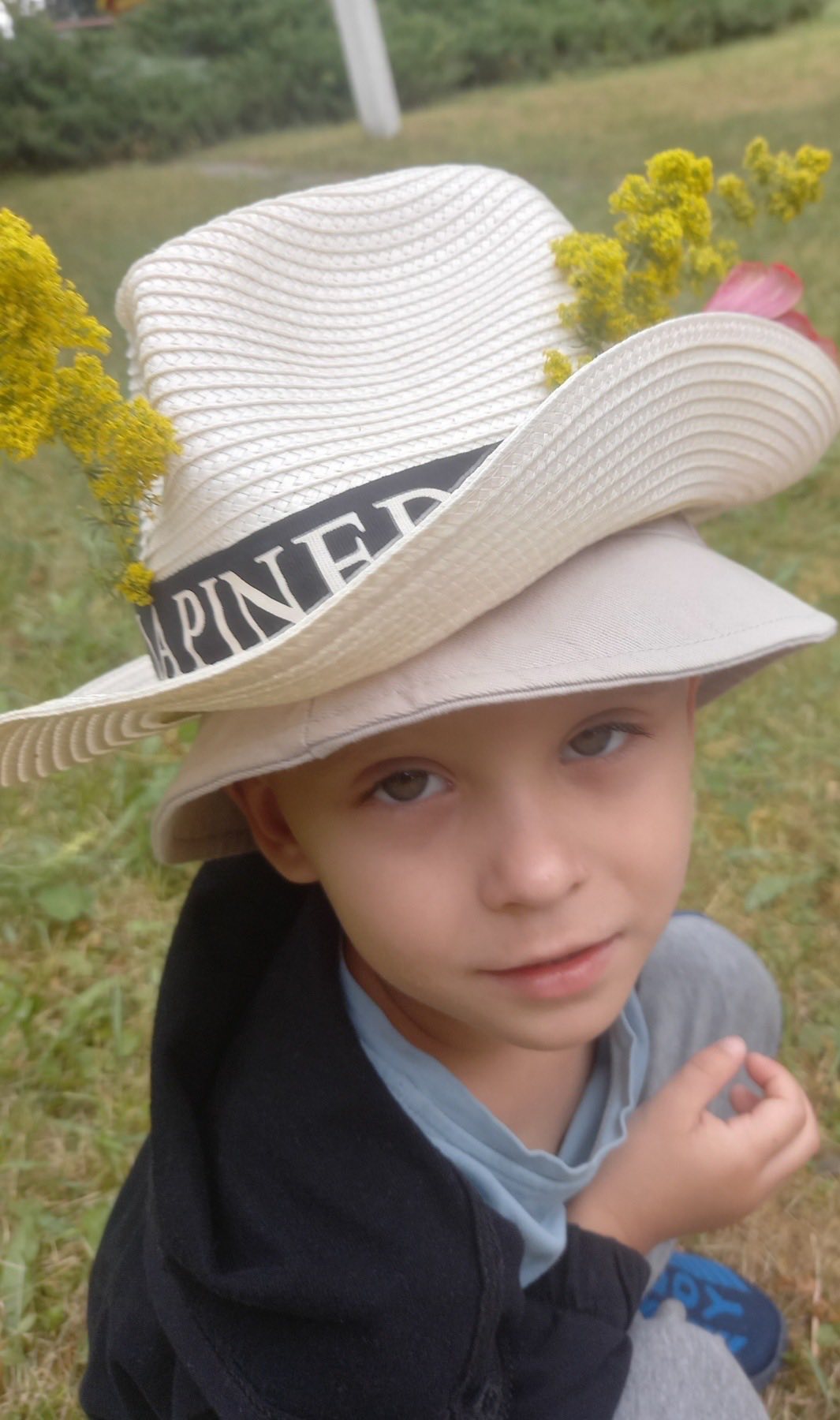 Фото без опису