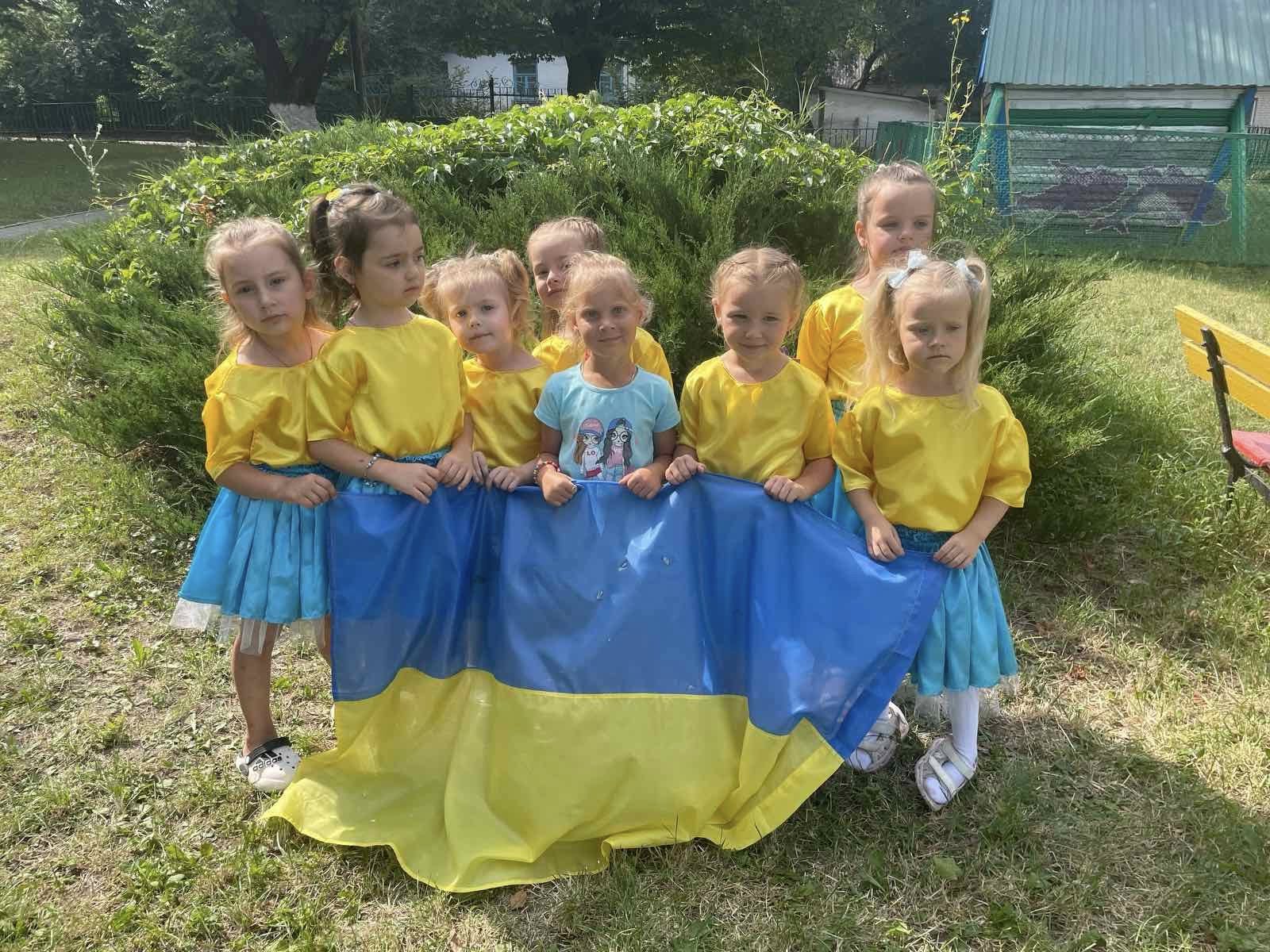 Фото без опису