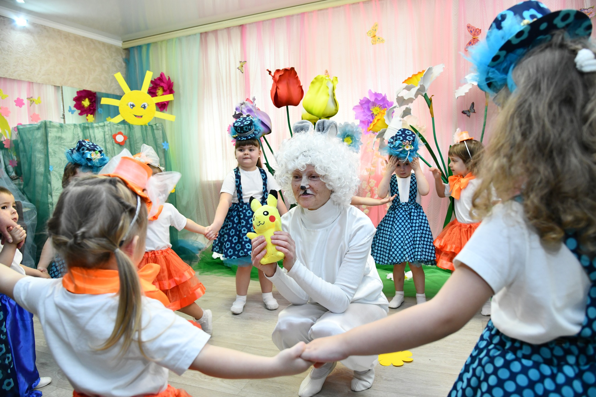 Фото без опису