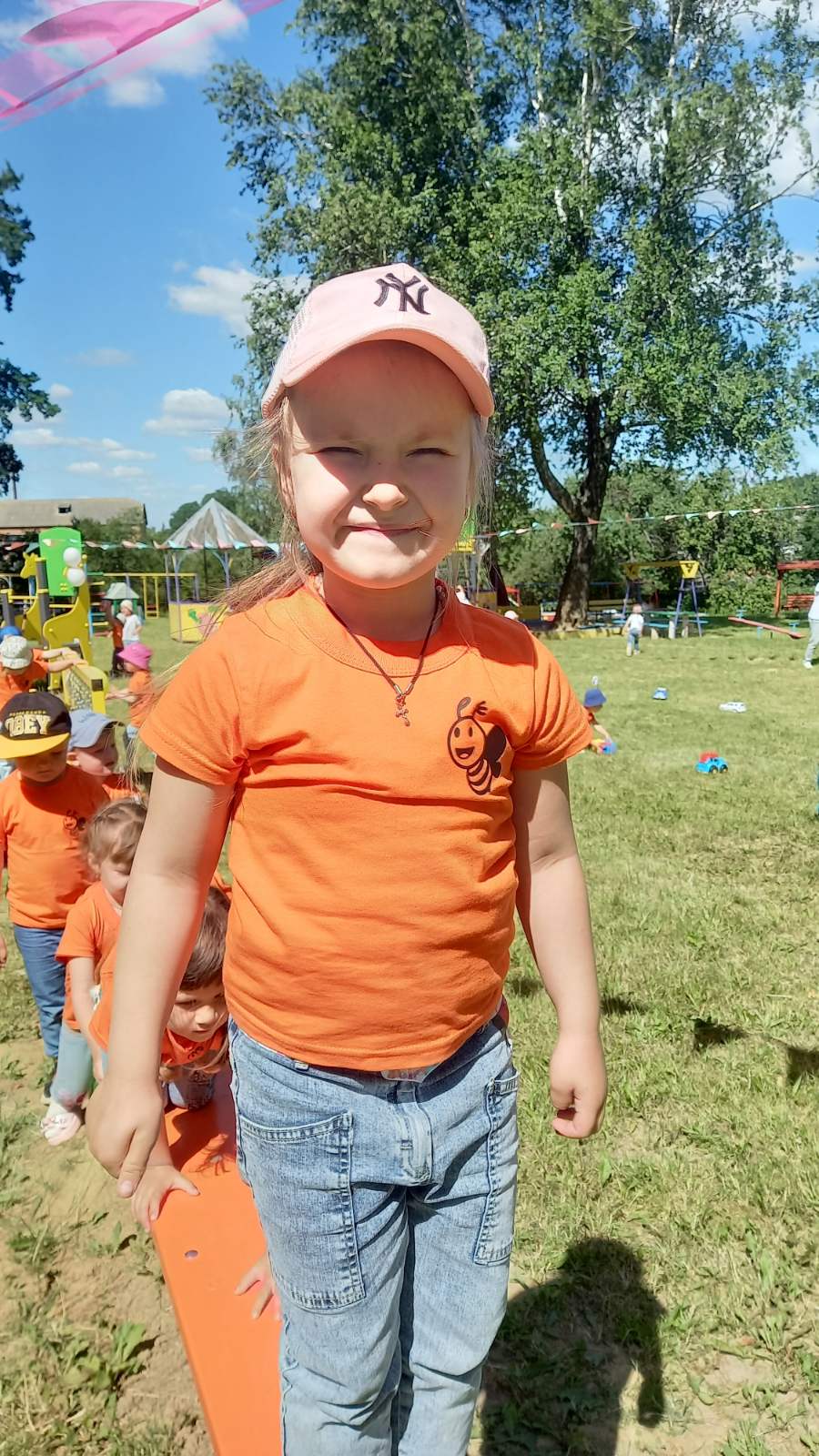 Фото без опису