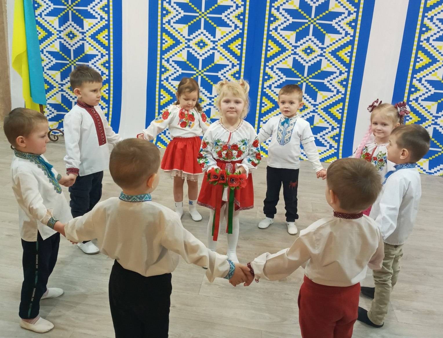 Фото без опису