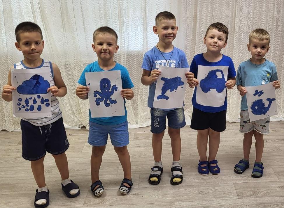 Фото без опису