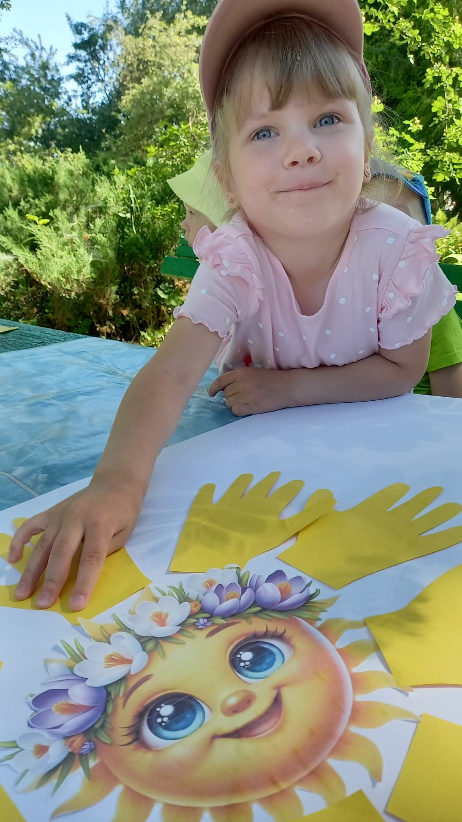 Фото без опису