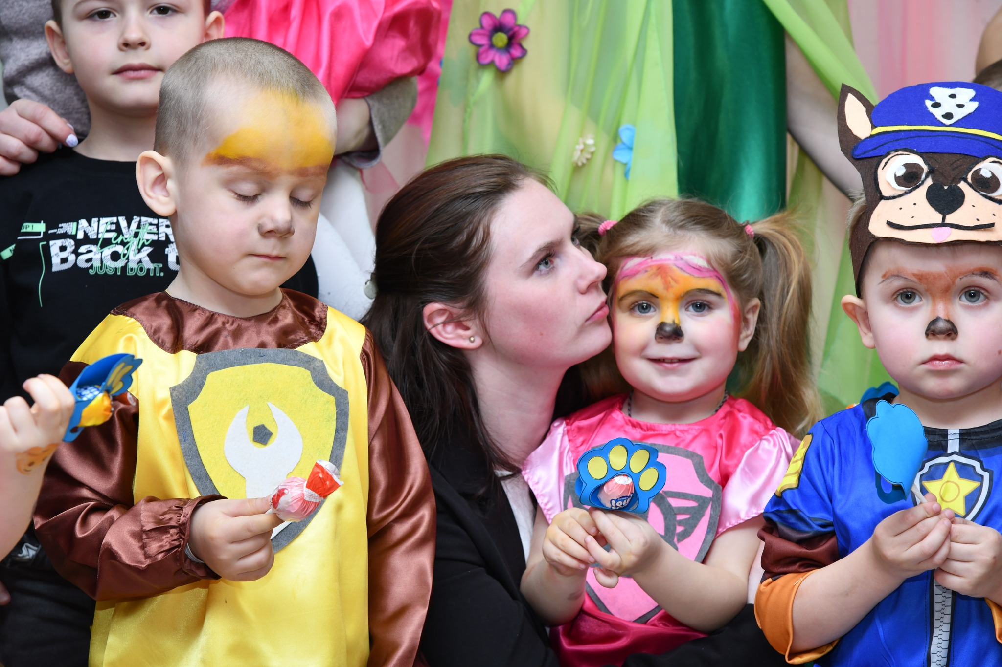 Фото без опису