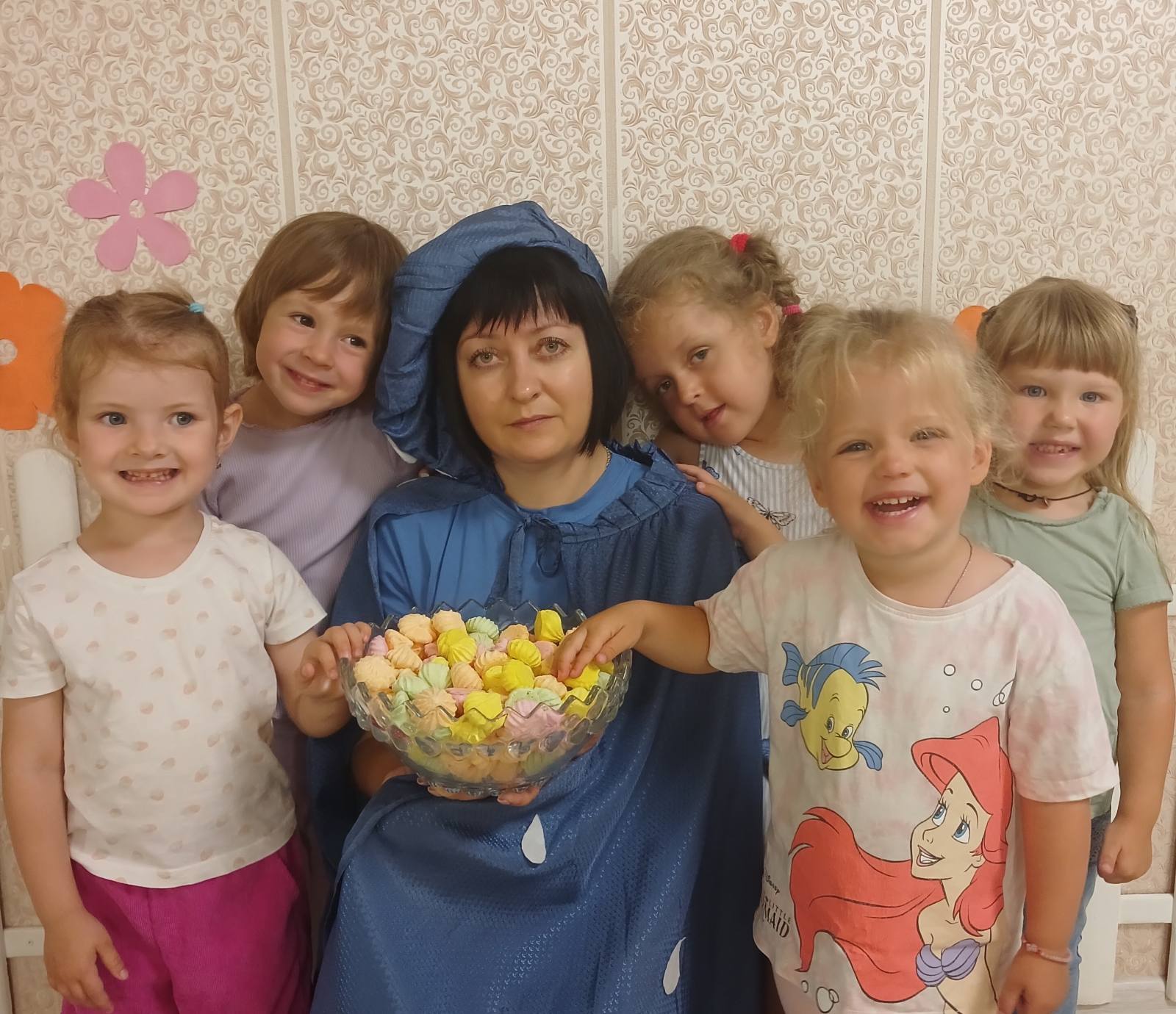 Фото без опису