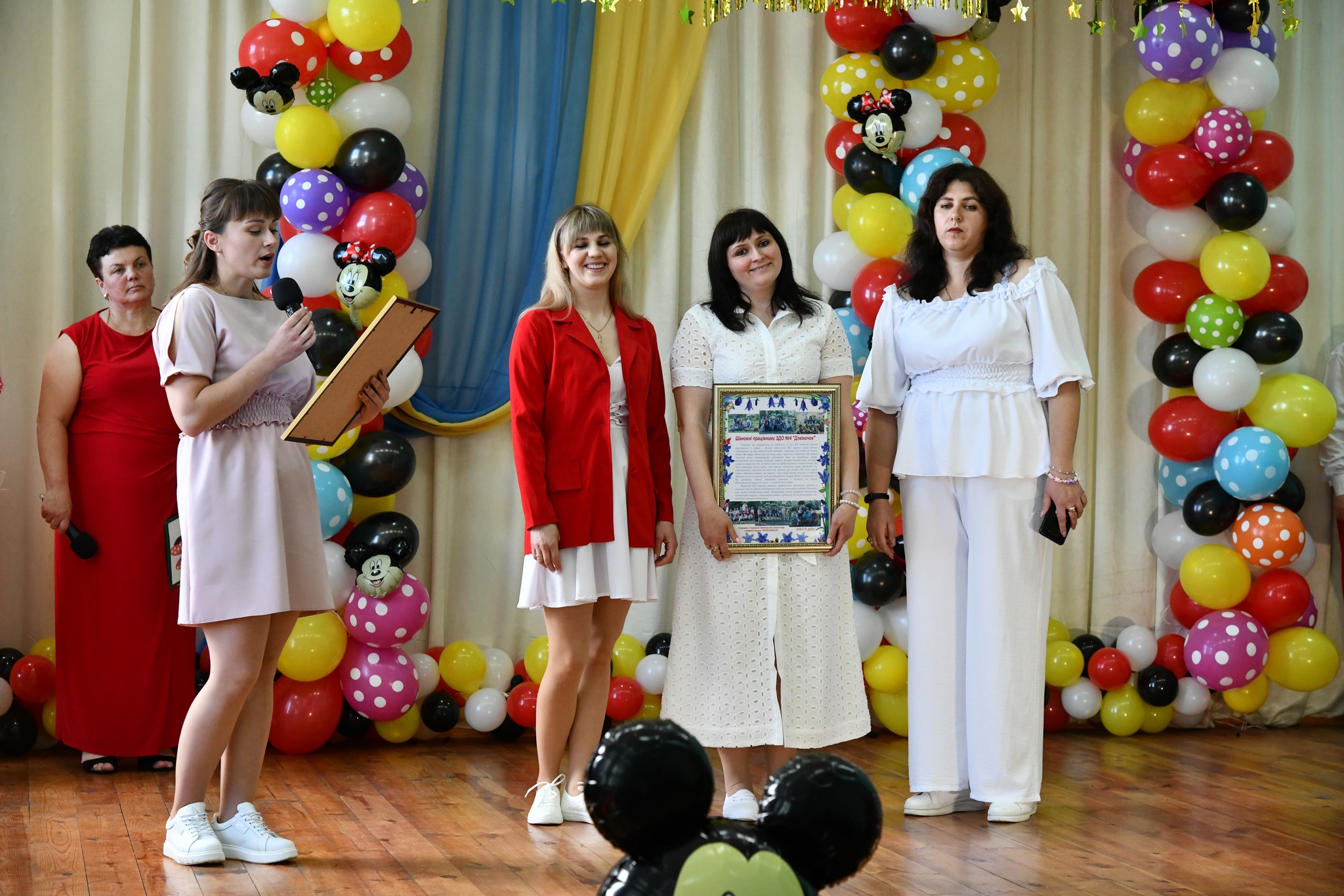 Фото без опису