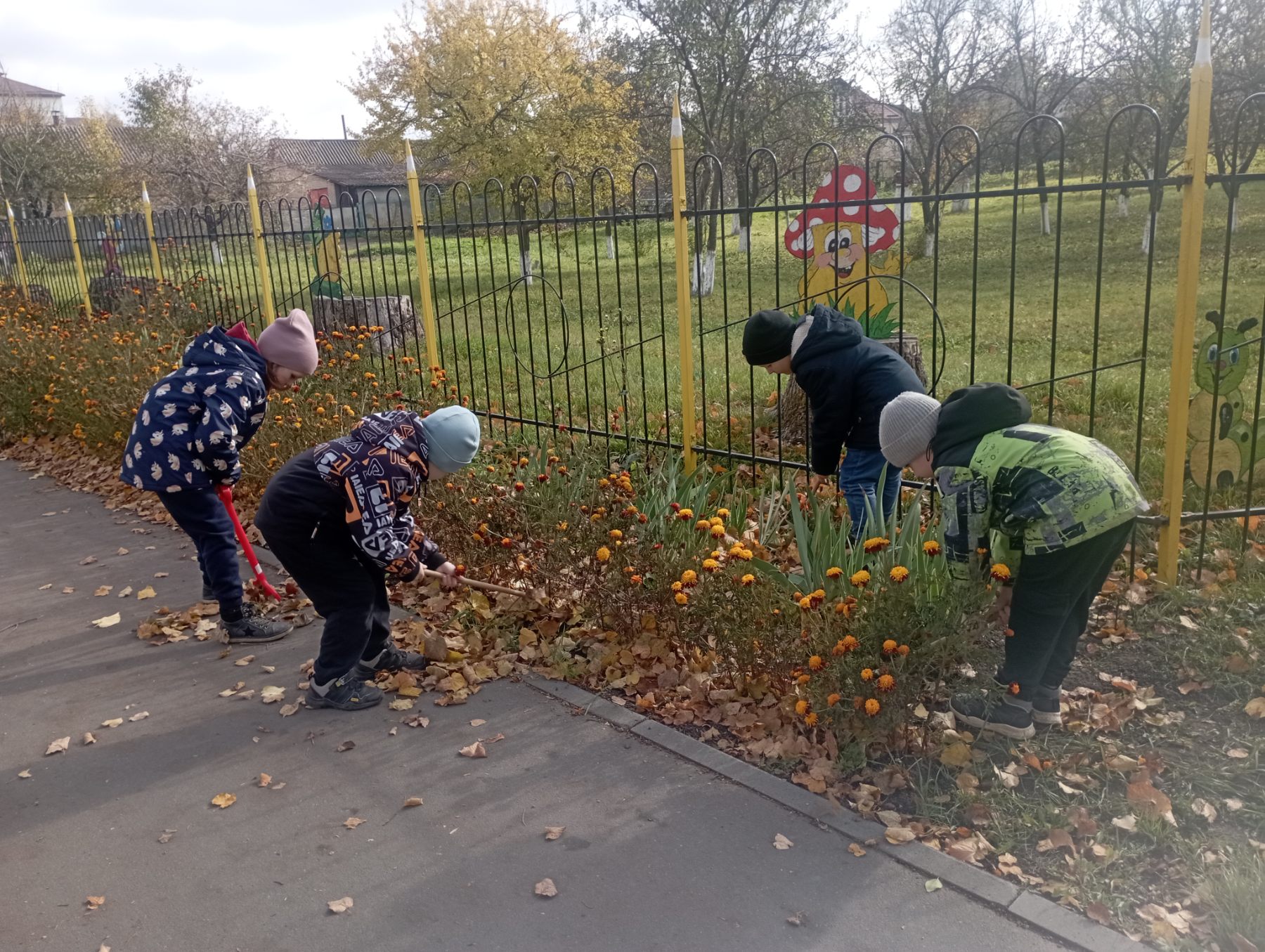 Фото без опису