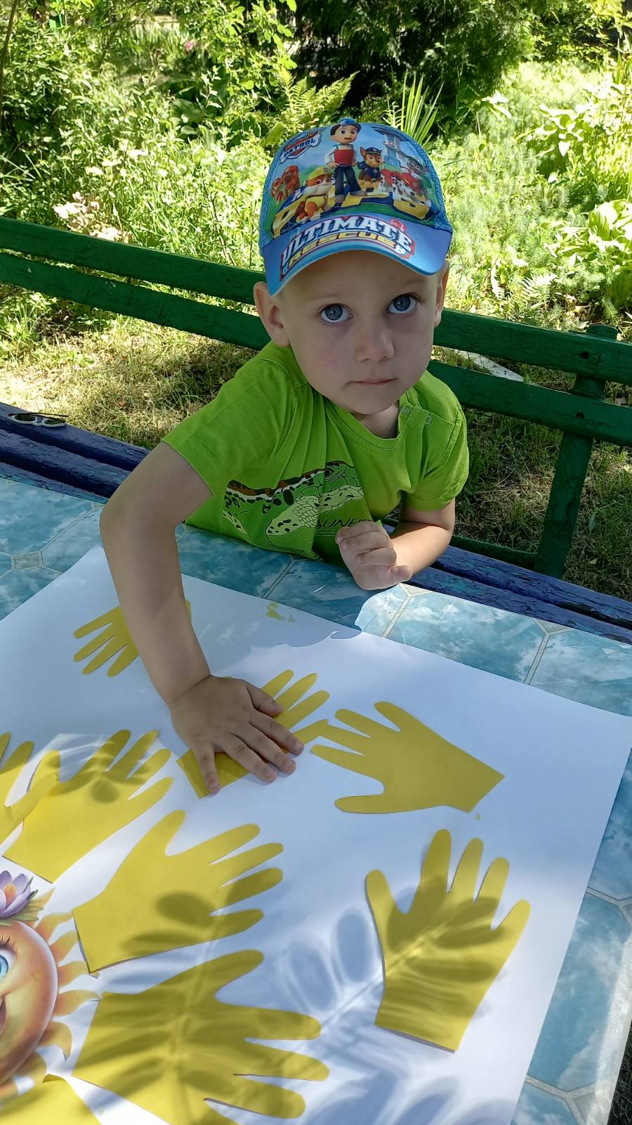 Фото без опису