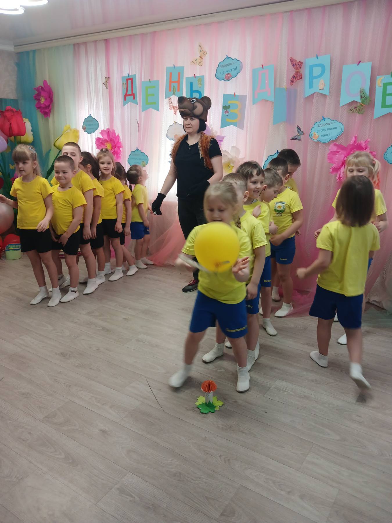 Фото без опису