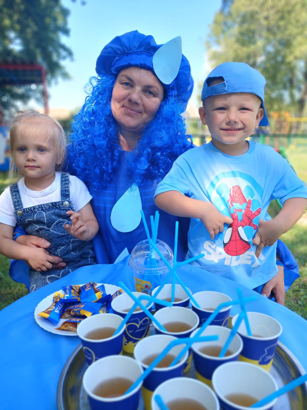 Фото без опису