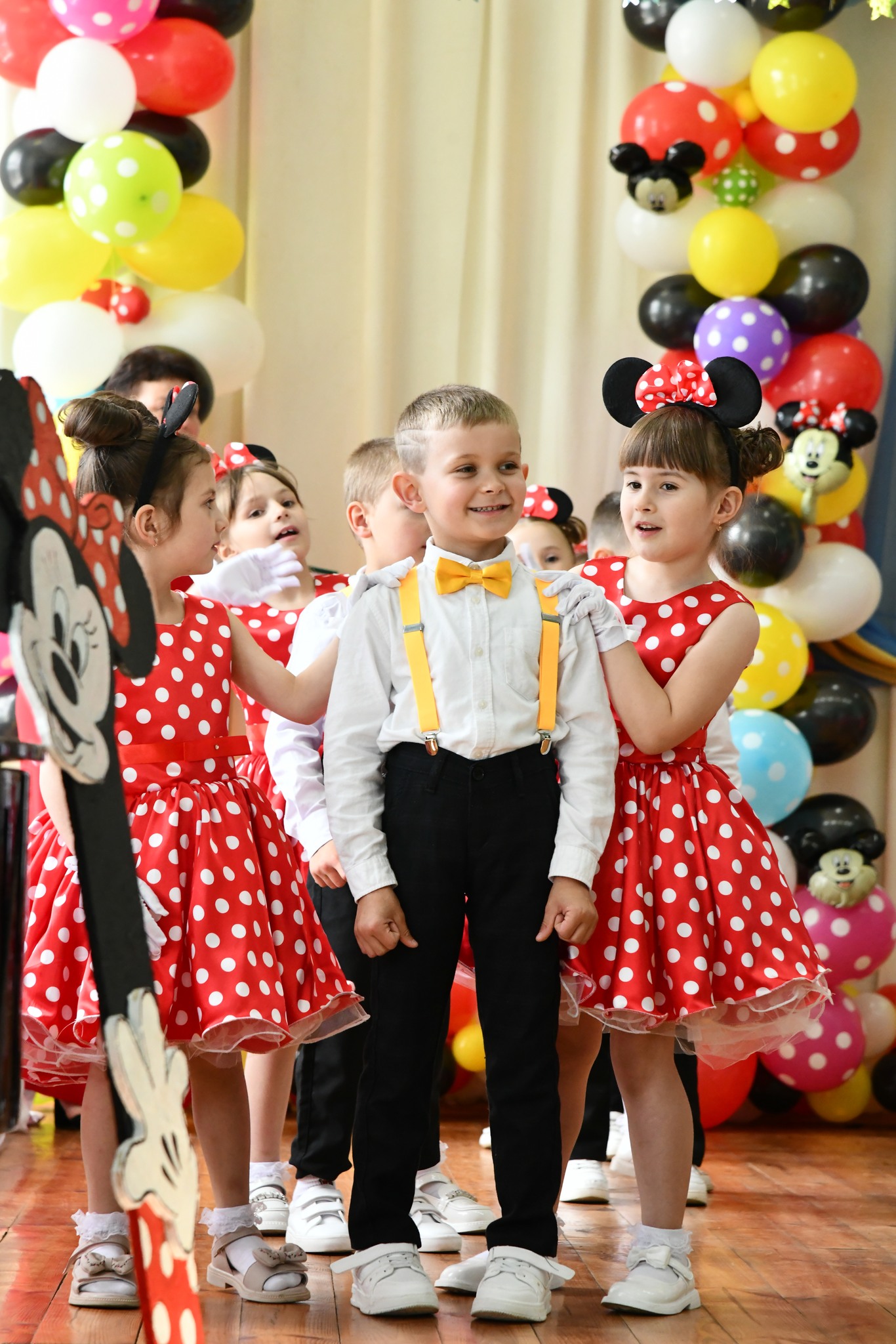 Фото без опису