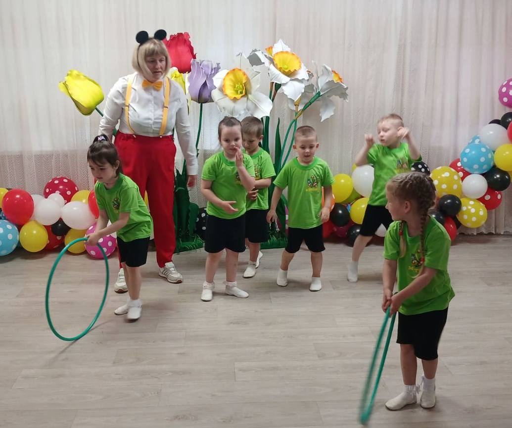 Фото без опису