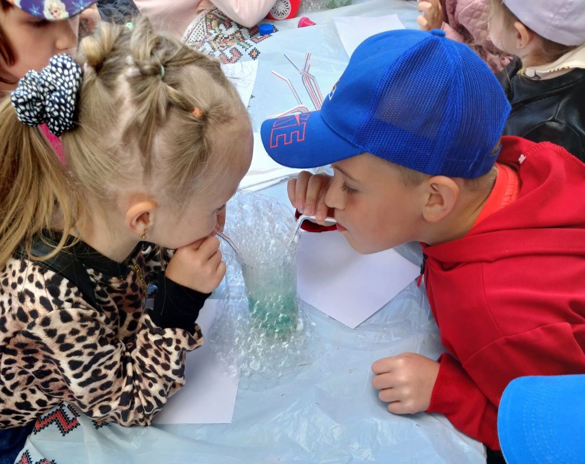 Фото без опису