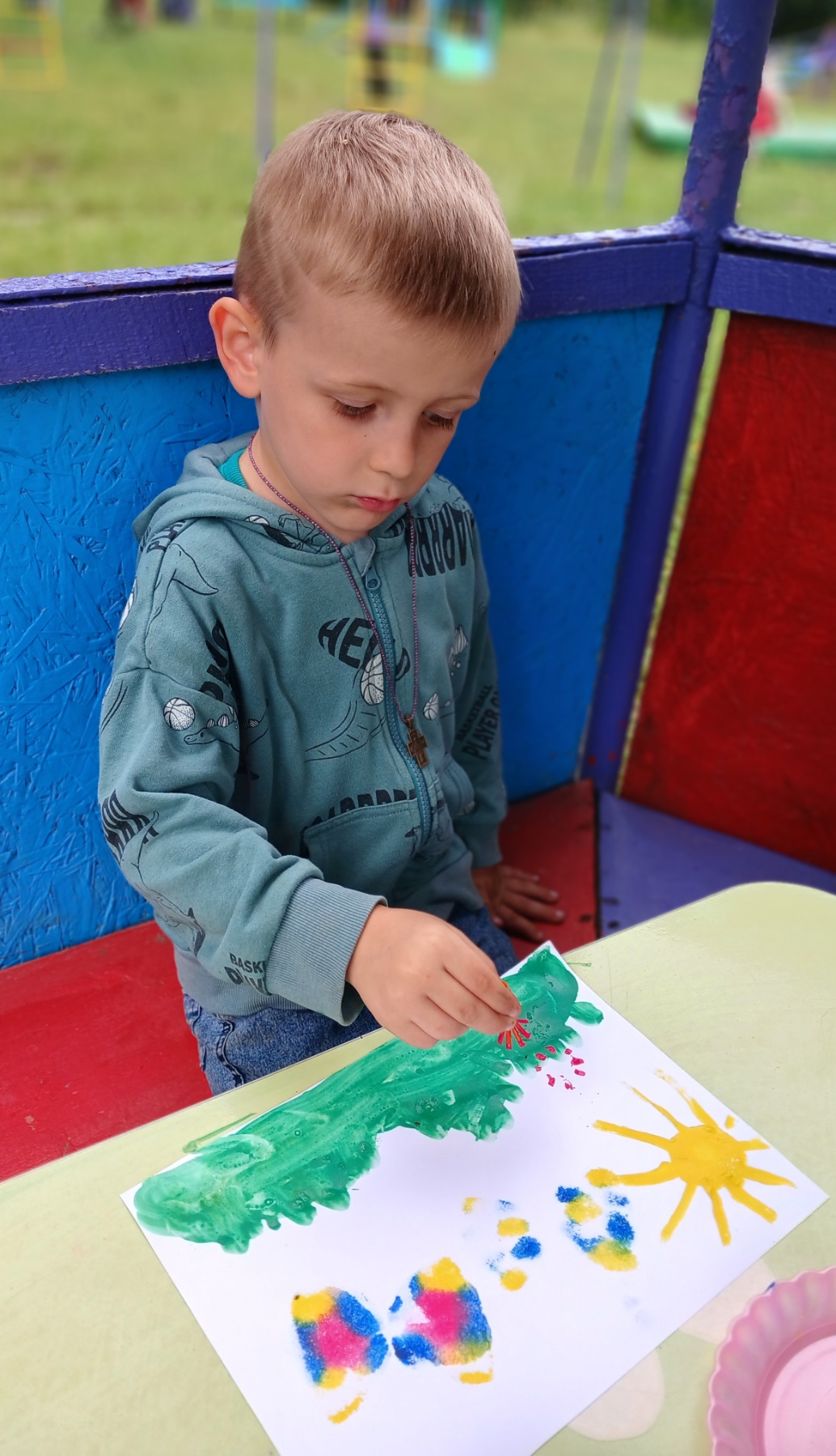 Фото без опису