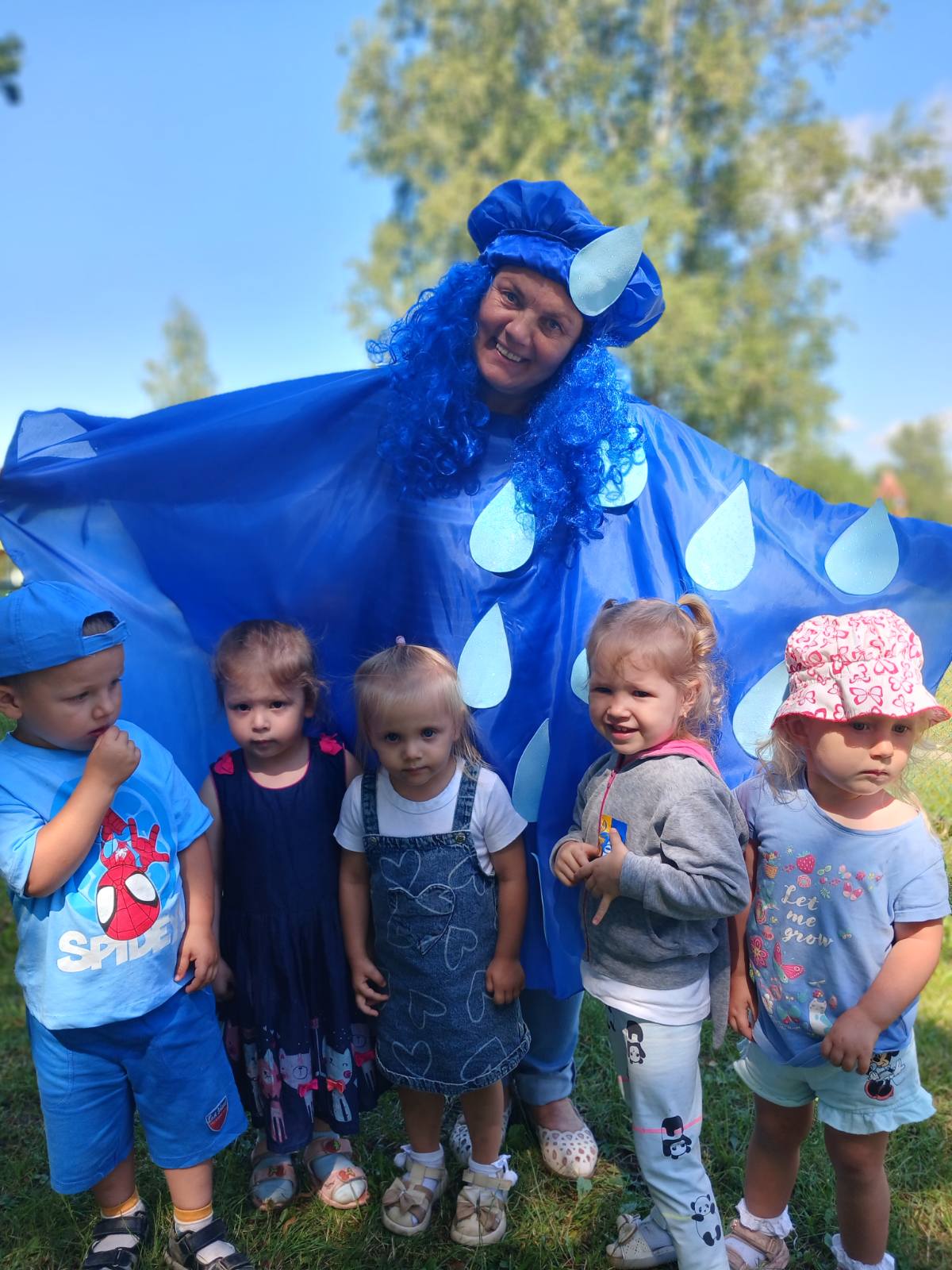 Фото без опису