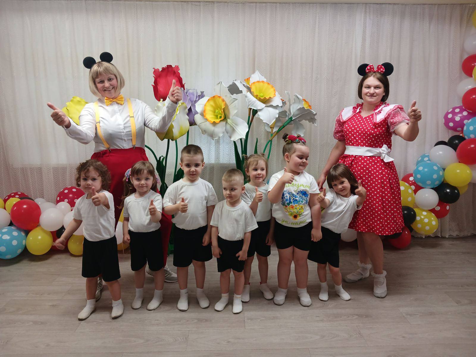 Фото без опису