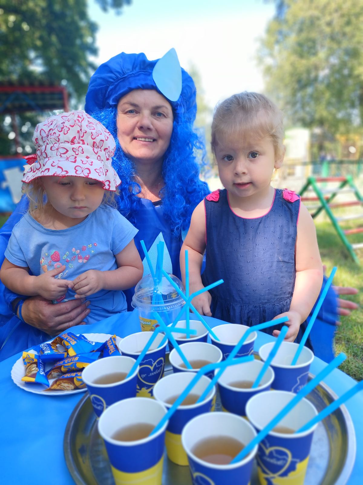 Фото без опису