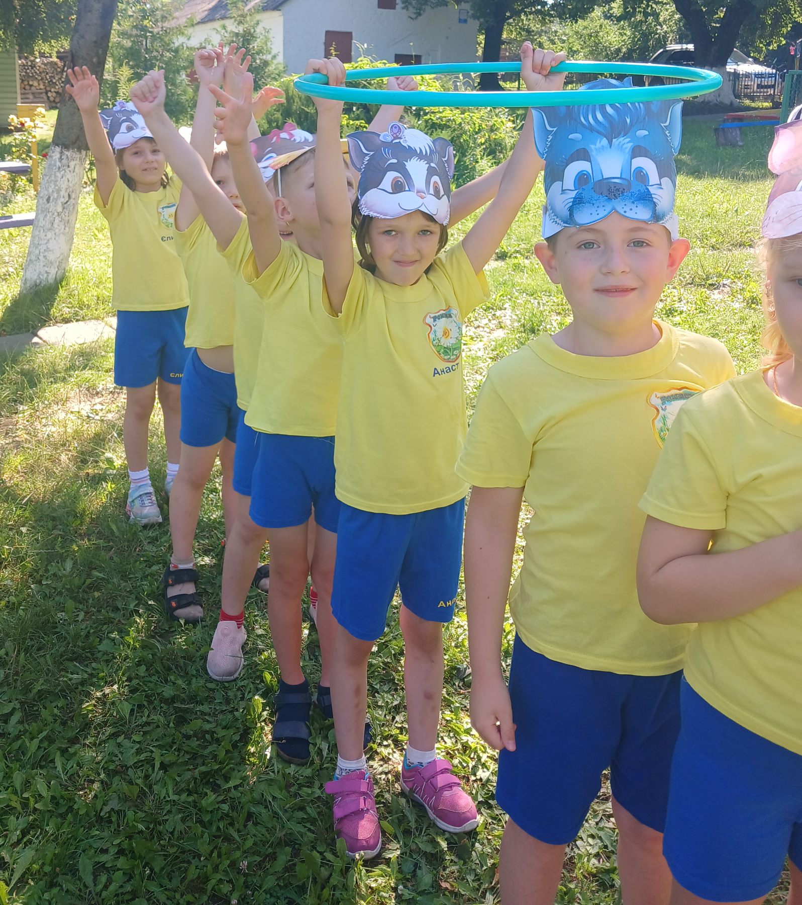 Фото без опису