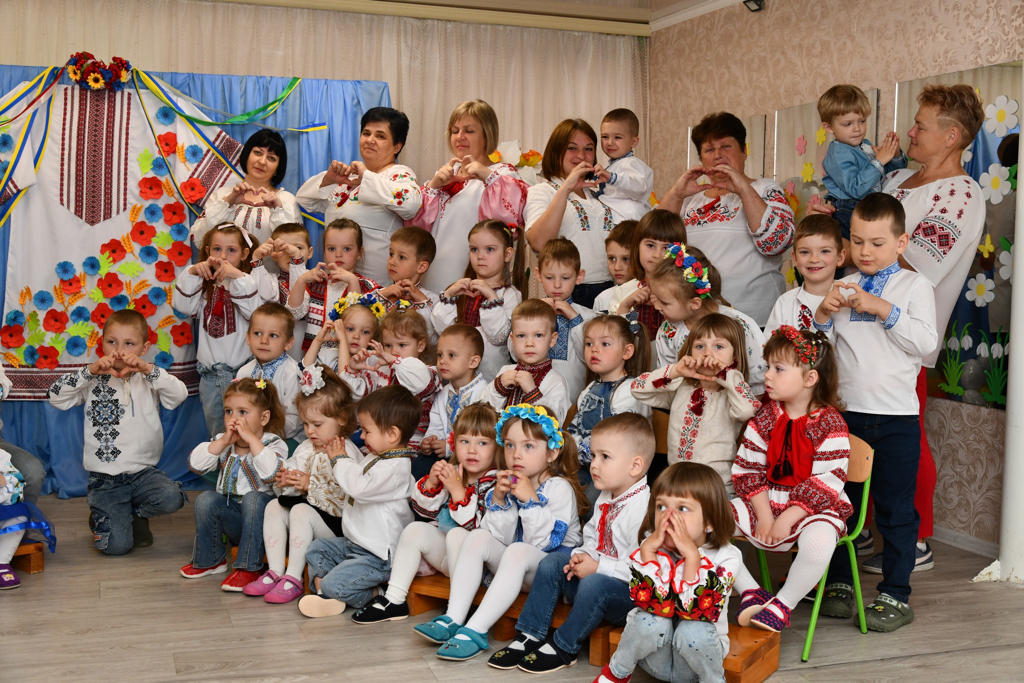 Фото без опису