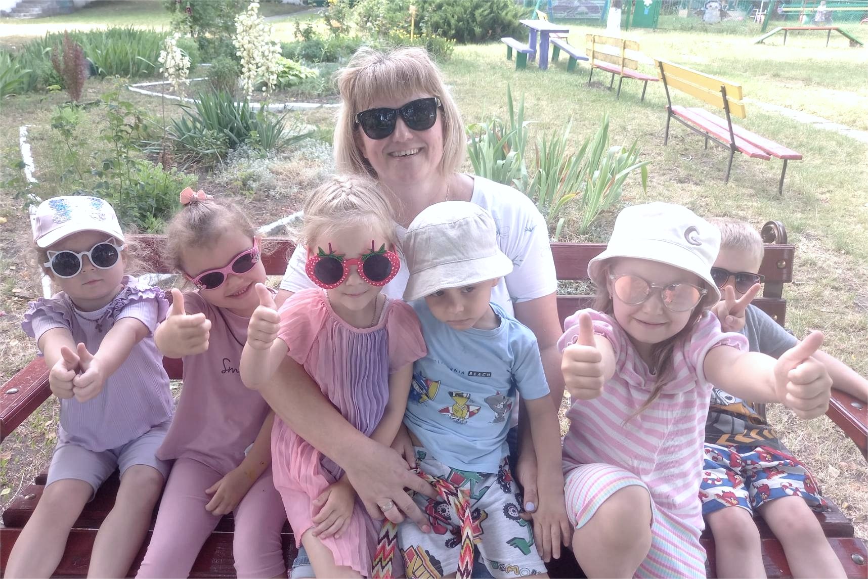 Фото без опису