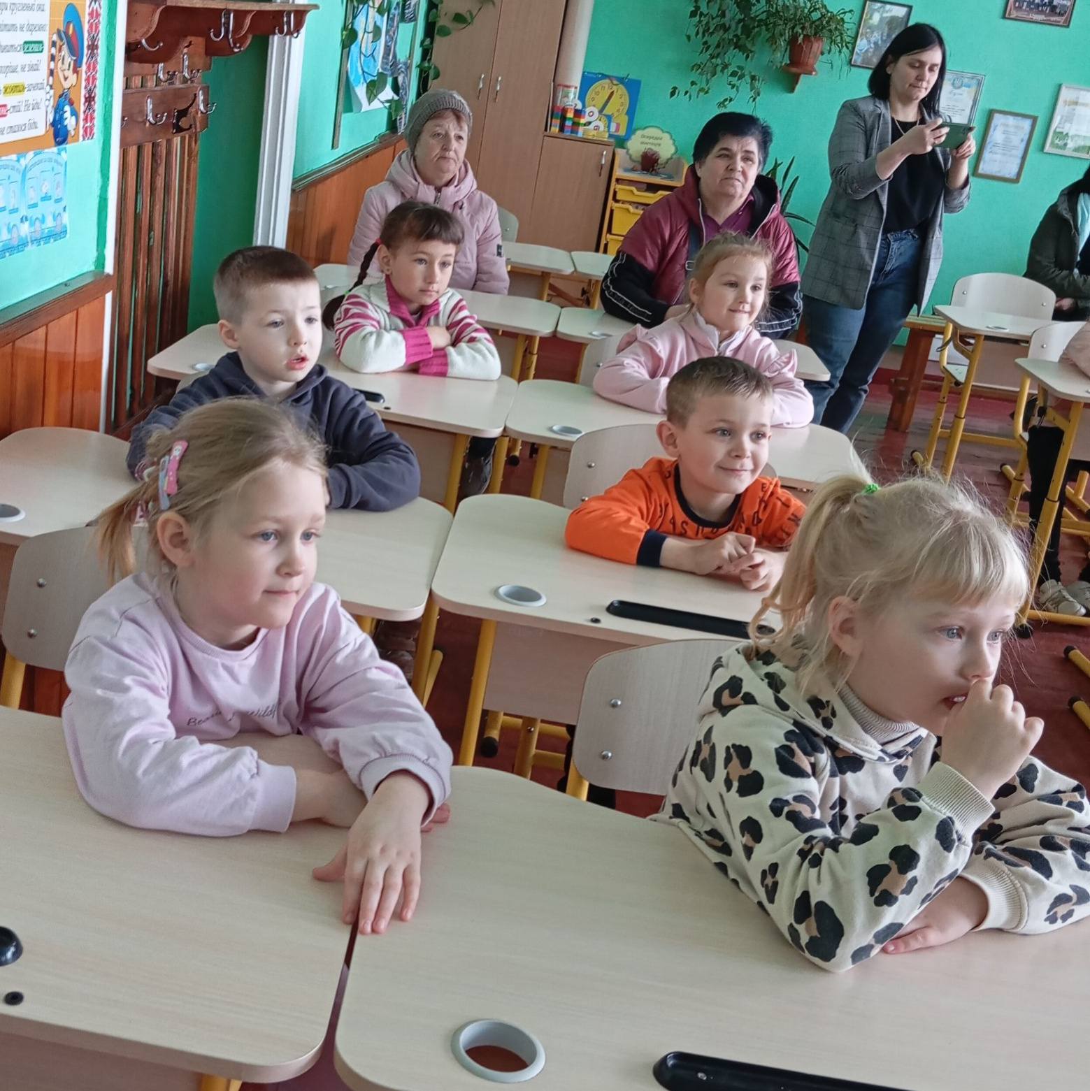 Фото без опису