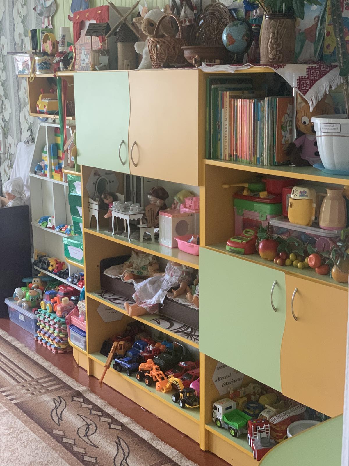 Фото без опису