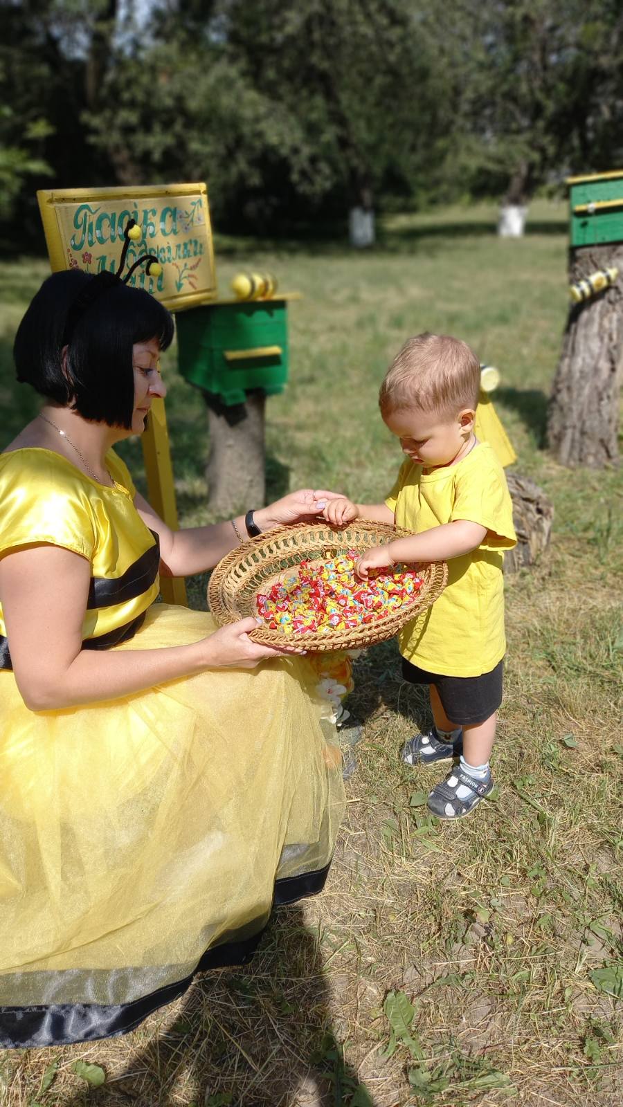 Фото без опису