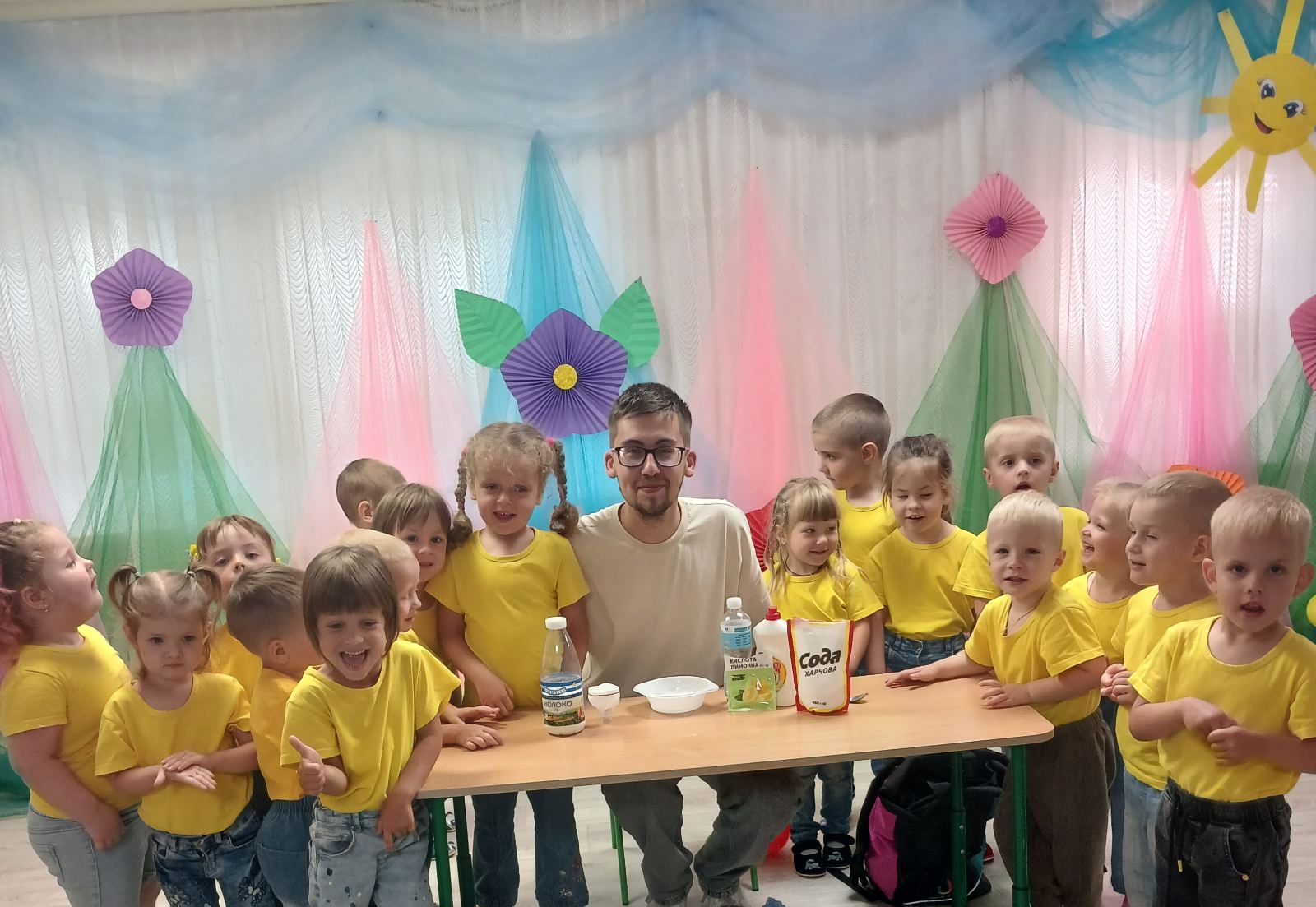 Фото без опису