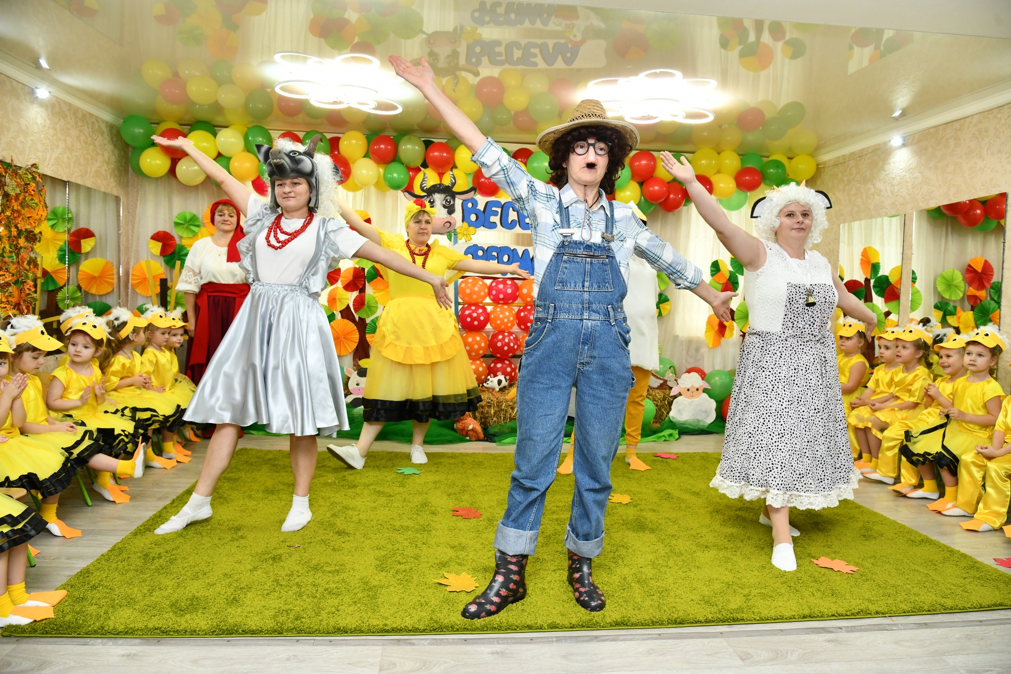 Фото без опису