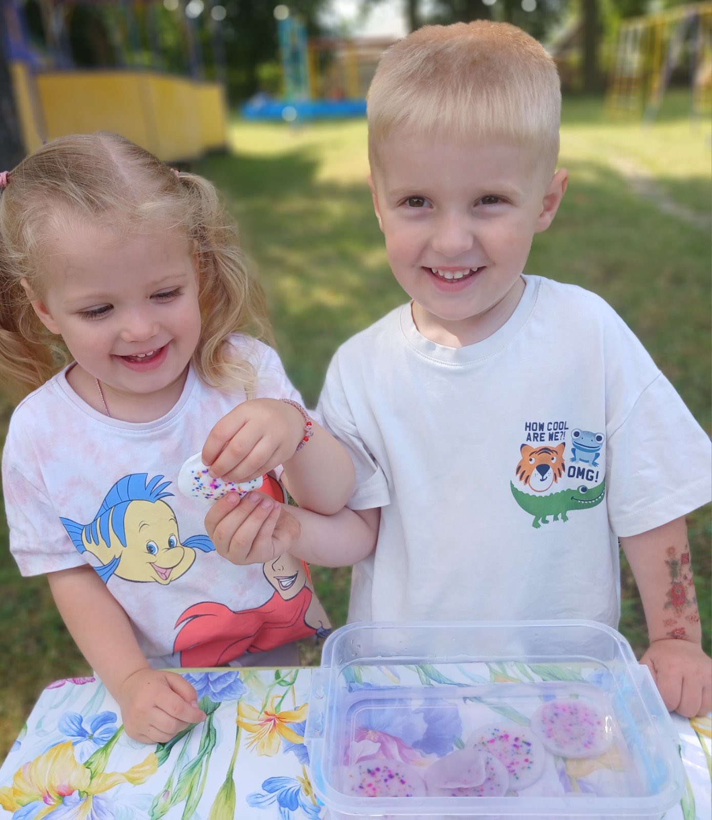 Фото без опису