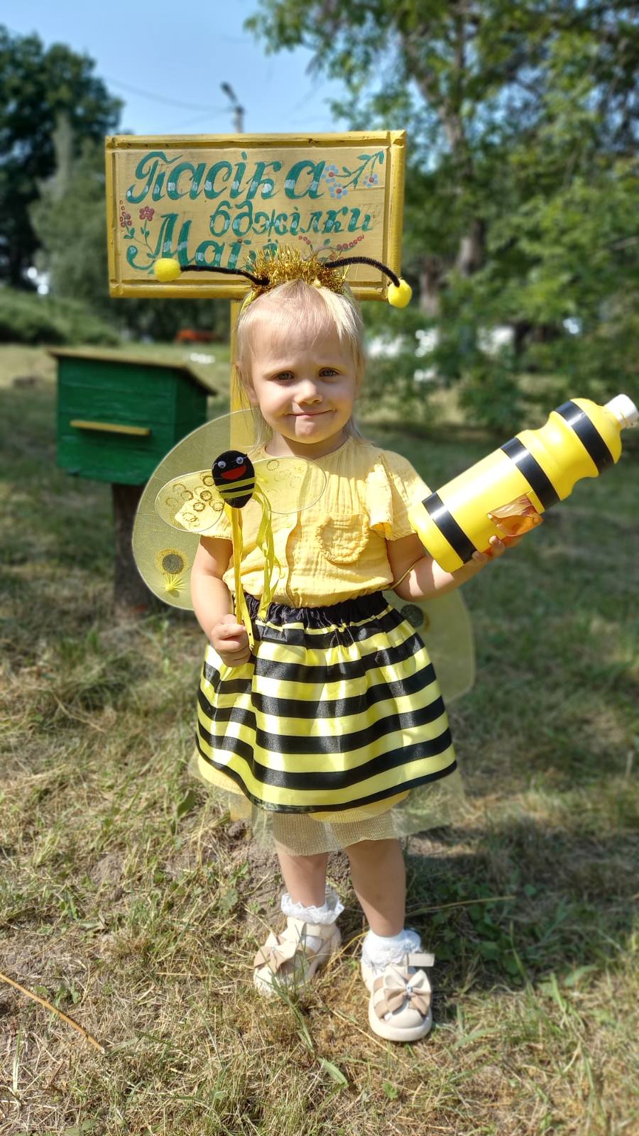 Фото без опису