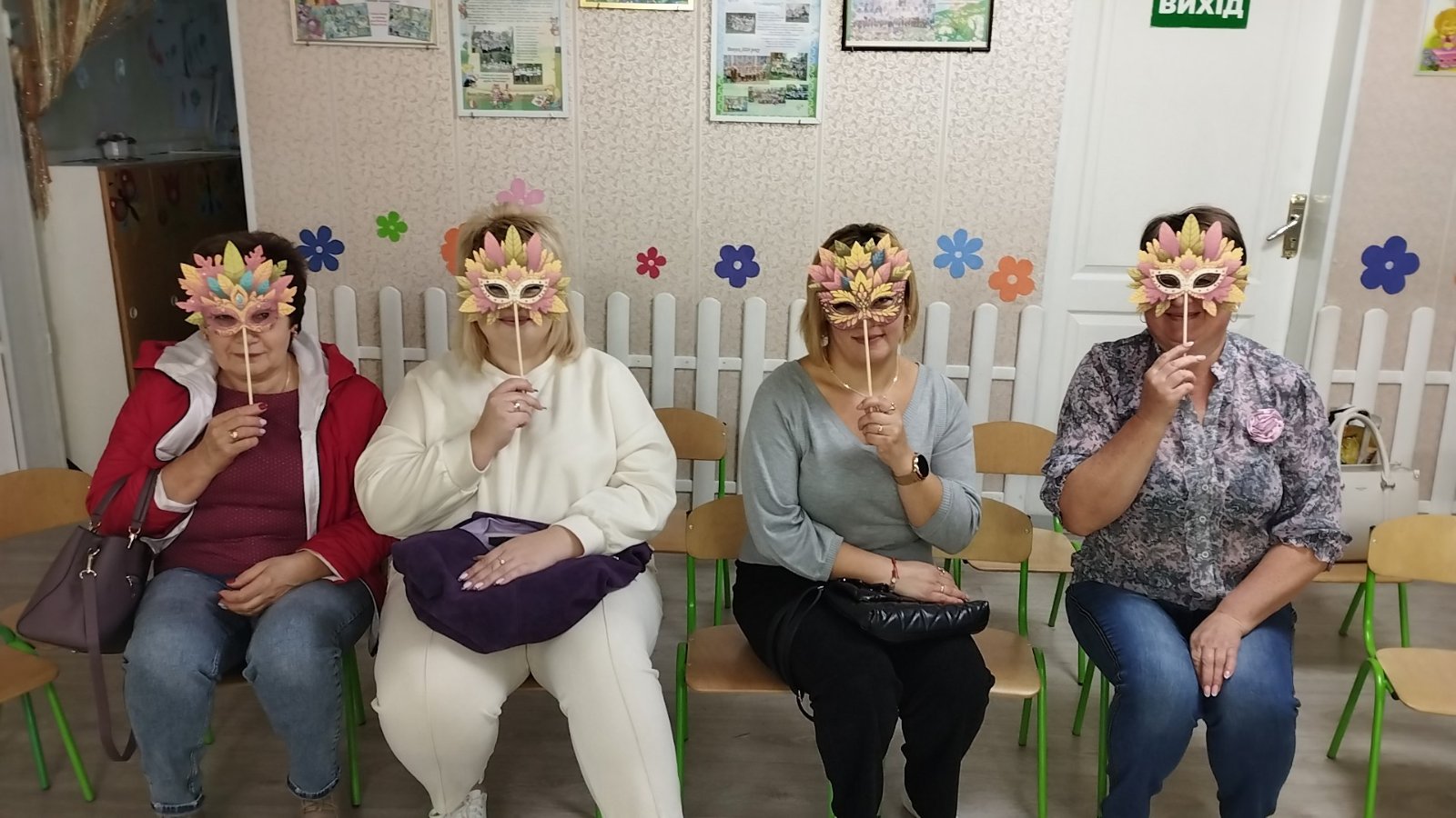 Фото без опису