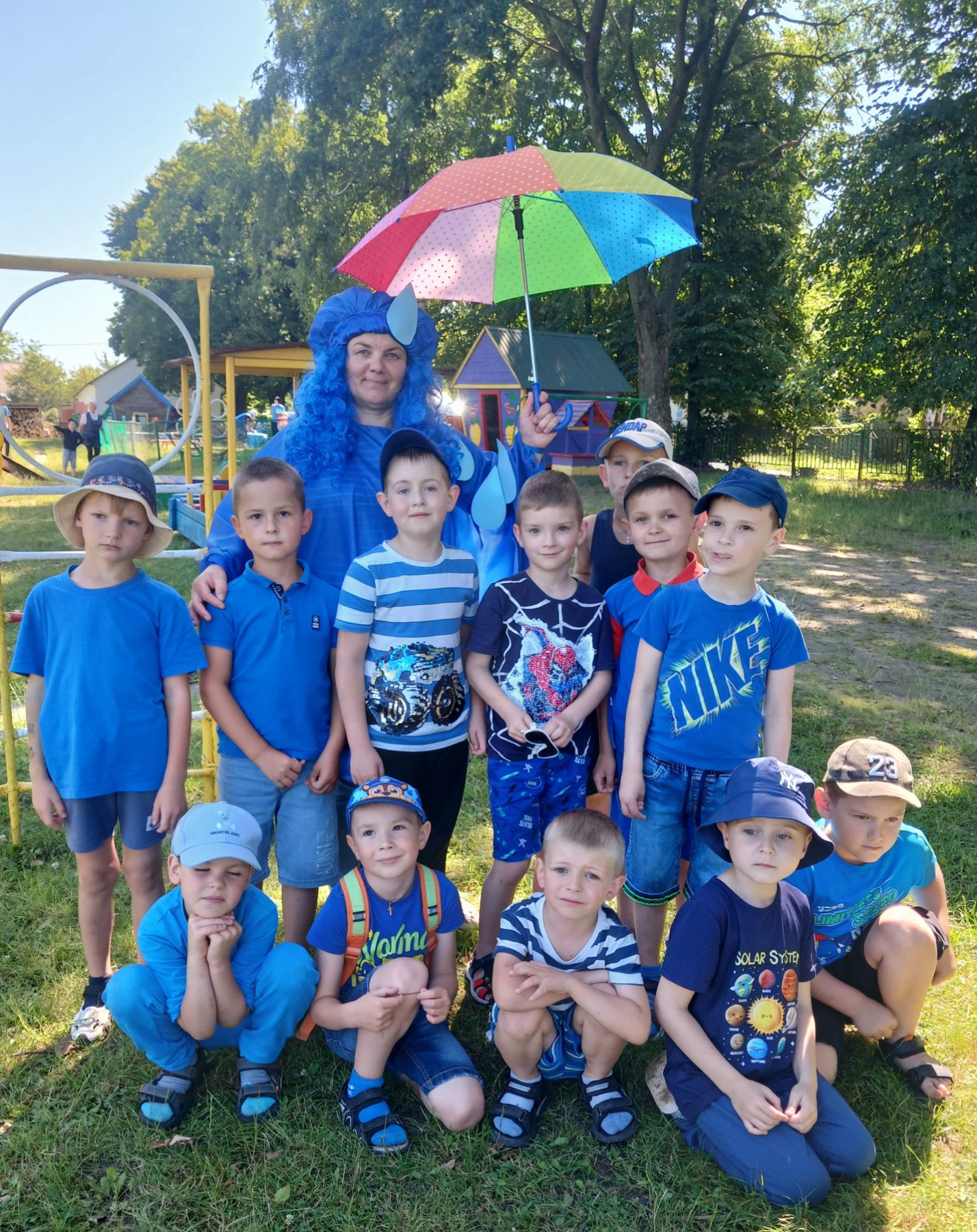 Фото без опису