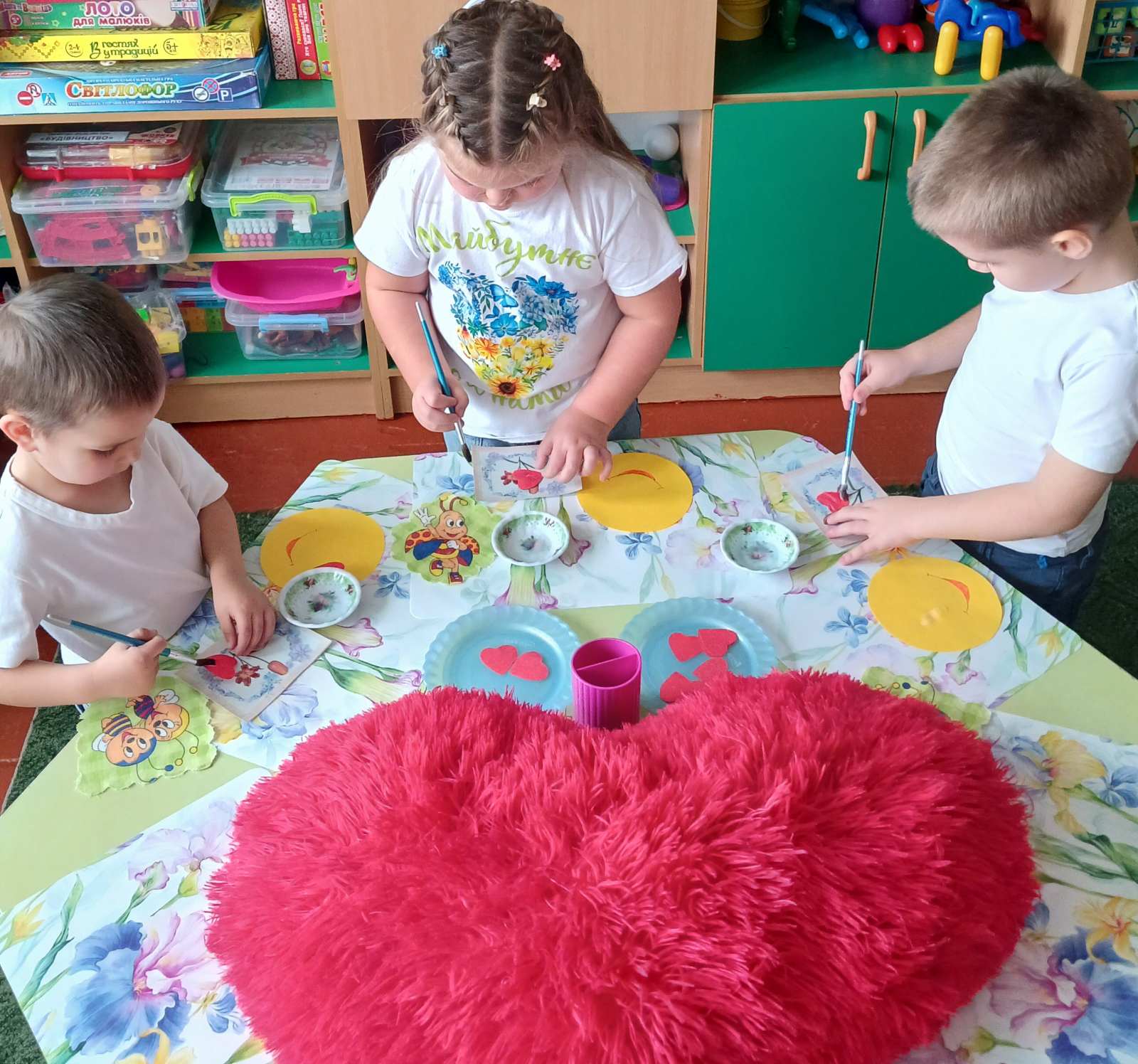 Фото без опису