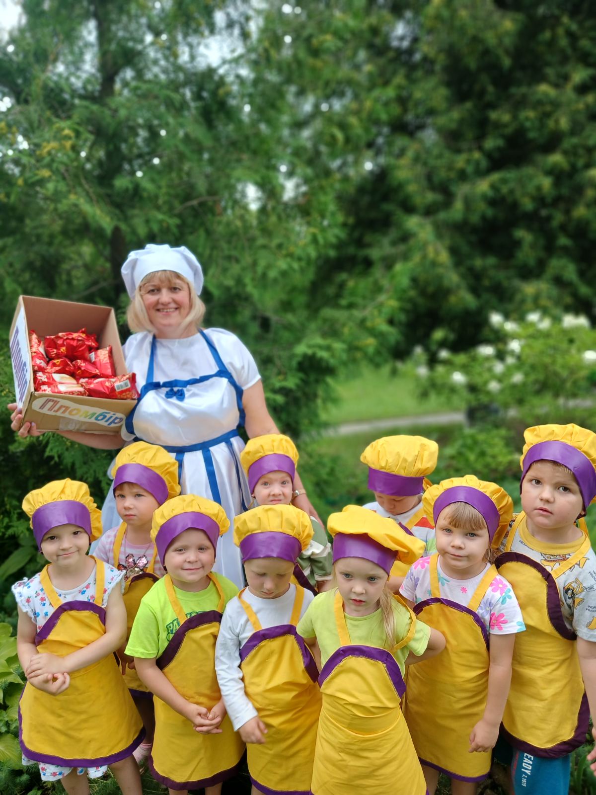 Фото без опису