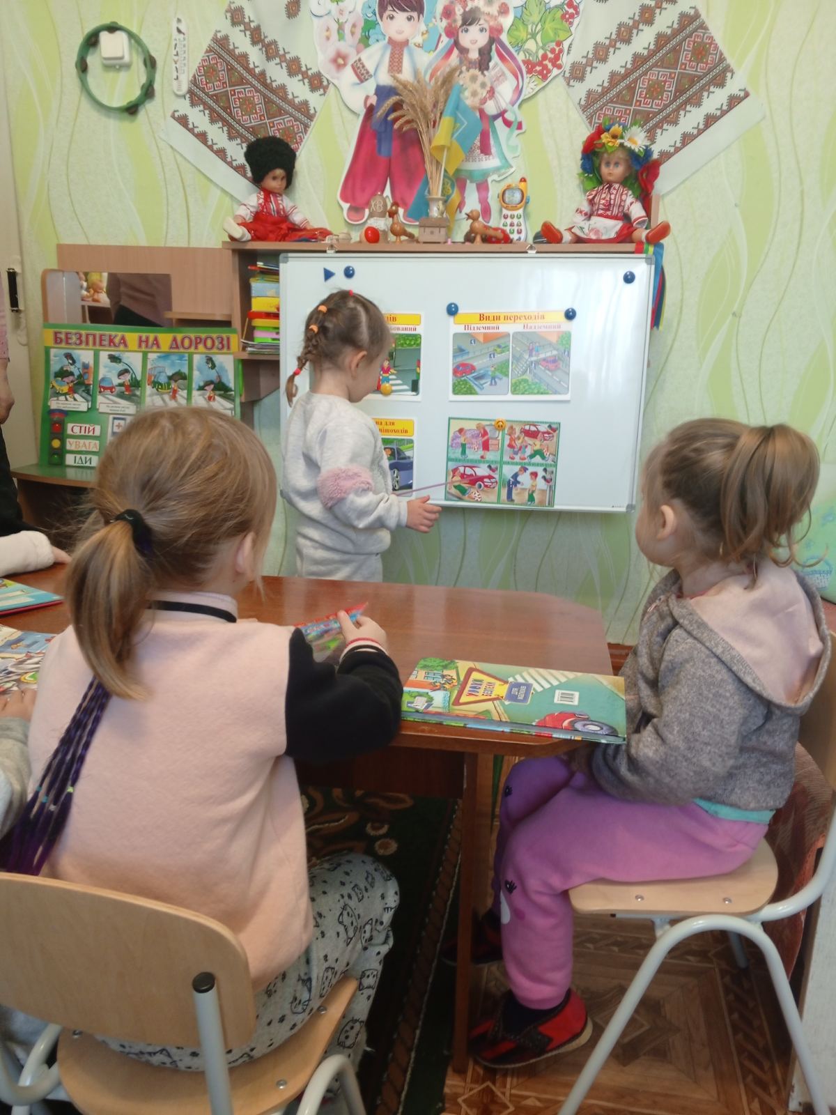 Фото без опису