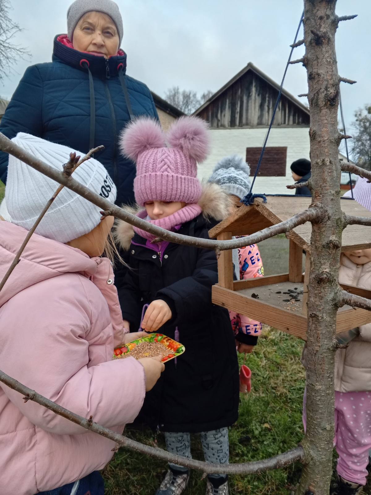 Фото без опису