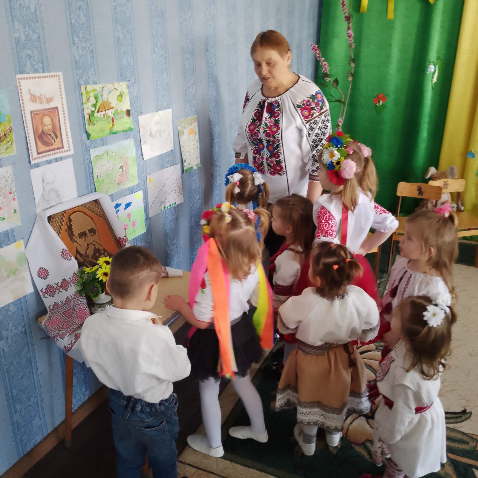 Фото без опису