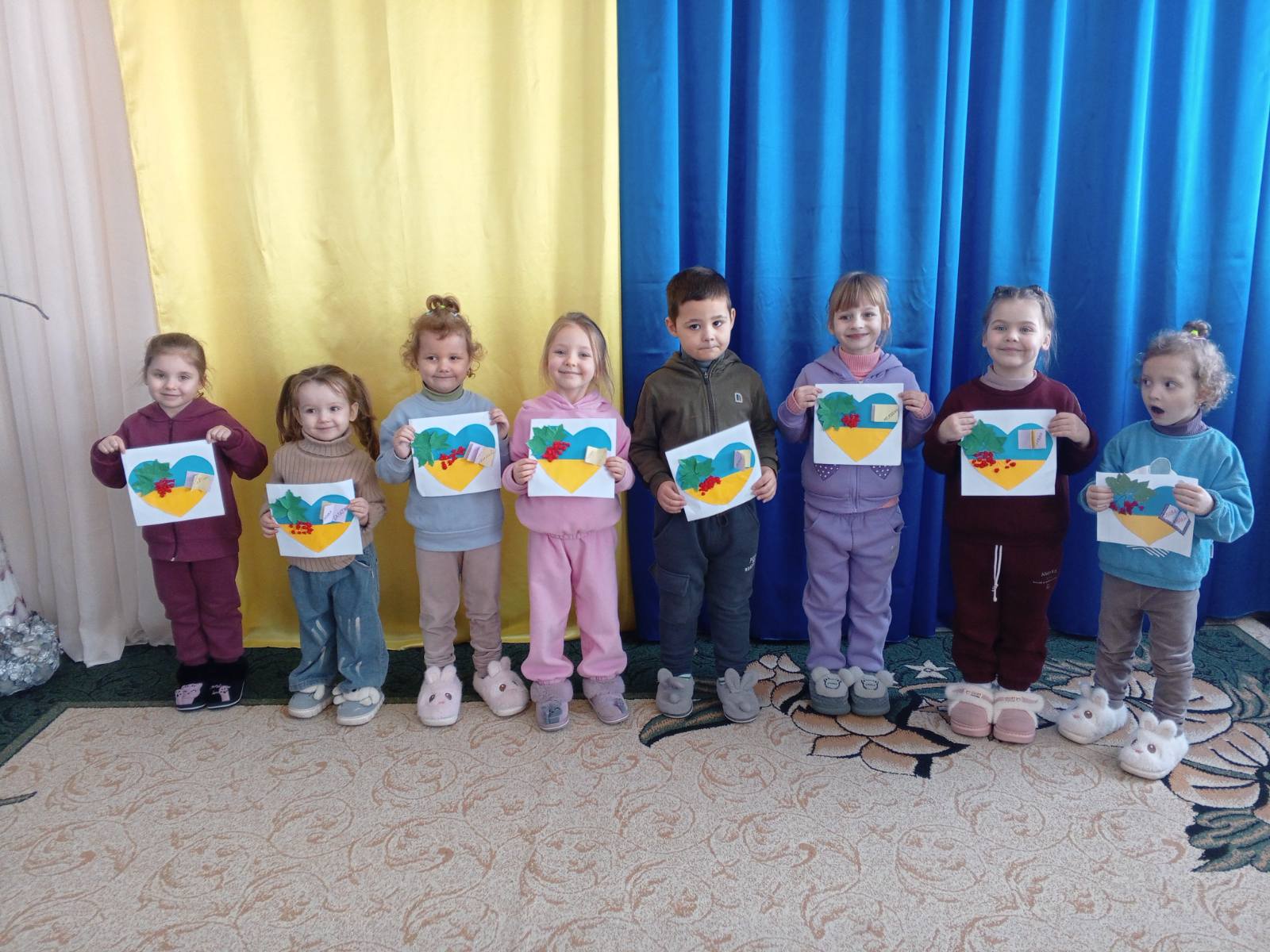 Фото без опису