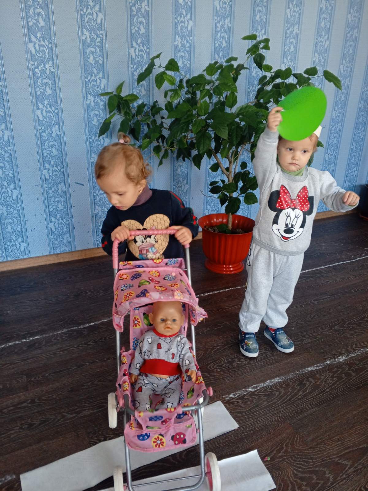 Фото без опису