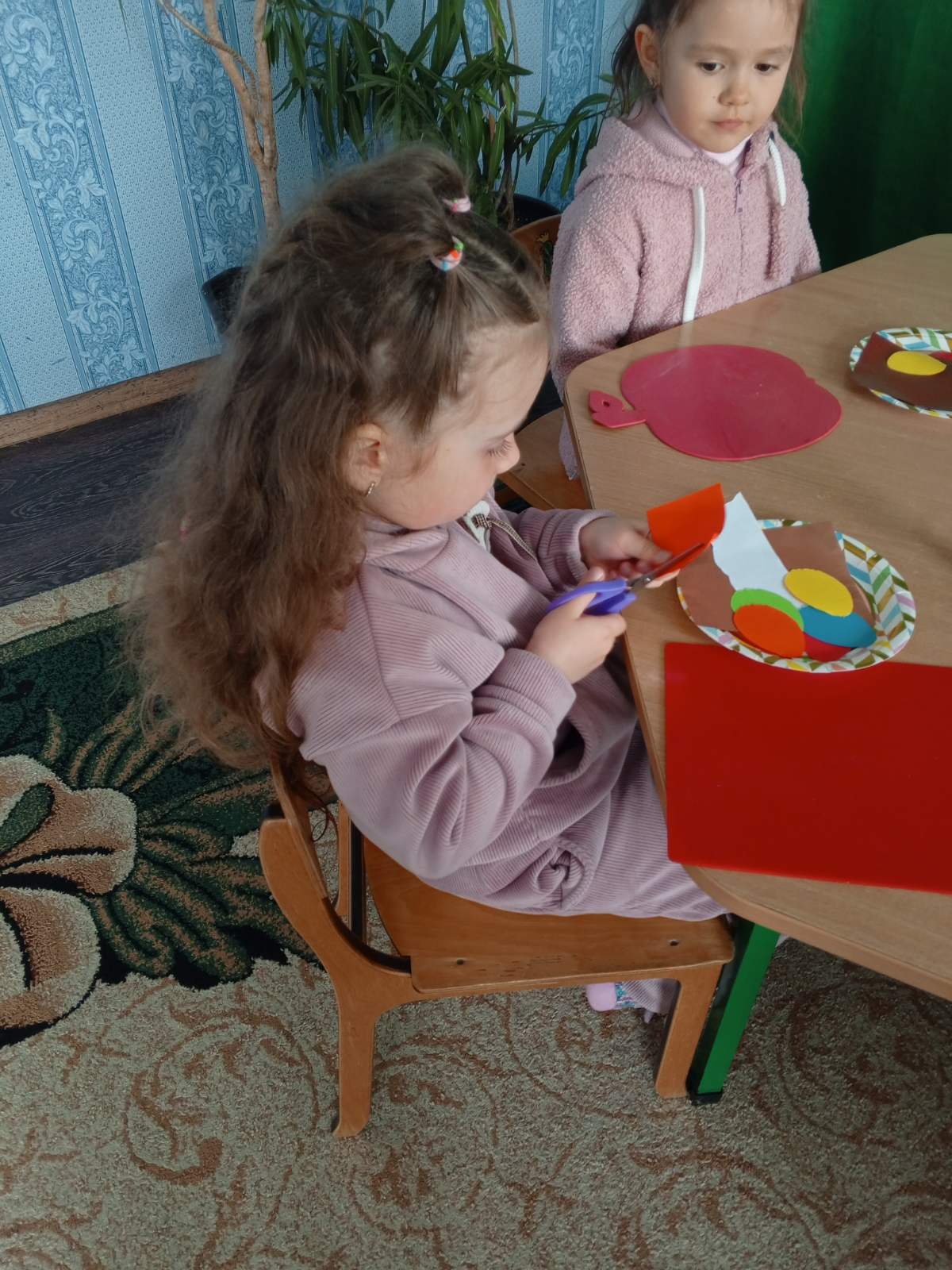 Фото без опису