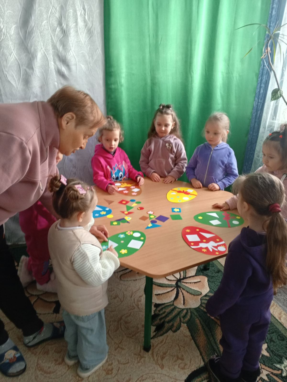 Фото без опису